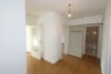 Renovierte 3-Zimmer-Wohnung mit Balkon in Süd-Ausrichtung und TG-Stellplatz in zentraler Lage von Büderich! - Diele mit Einbauschrank