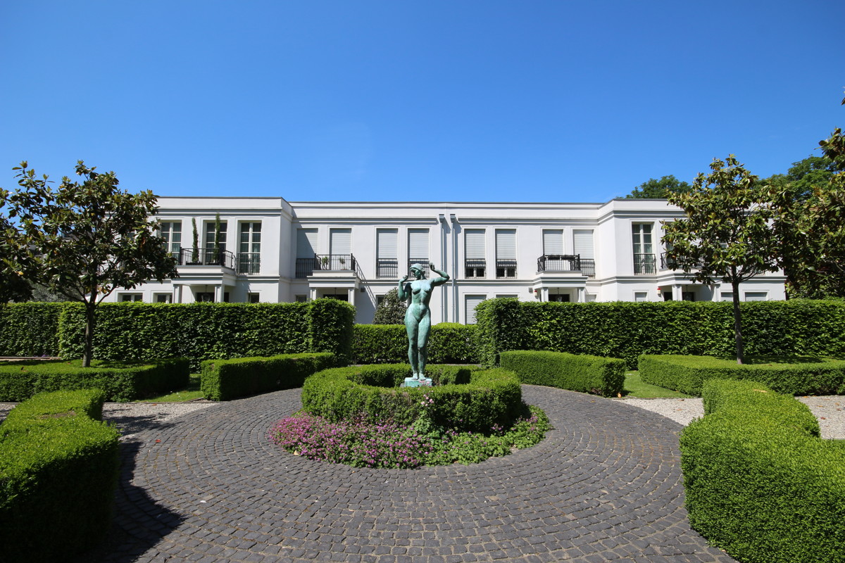 Einzigartige Stadtvilla in Oberkassel mit einem kunstvollen SüdWest