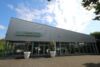 Verkaufs-/Ausstellungsfläche und hochwertig ausgestattete Büroräume sowie 35 Einstellplätze in Nettetal! - Autohaus