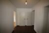 Renovierte 3-Zimmer-Wohnung mit großem Süd-Balkon in begehrter Lage von Düsseldorf-Bilk! - Diele
