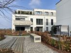 Moderne 2-Zimmer-Wohnung mit EBK und Garten mit Weitblick ins Grüne - Außenansicht