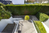 Modernes Architektenhaus mit Süd-West Ausrichtung in beliebter Lage von Meerbusch-Lank - Gartenansicht