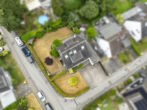 Freistehendes Einfamilienhaus auf großzügigem Eckgrundstück in Meerbusch-Strümp - Drohnenansicht 3