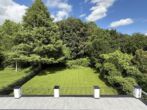 Erstbezug! Einzigartige Neubau Villa mit Aufzug im Villenviertel Alt-Meererbusch - 14_Masterschlafzimmer Terrasse