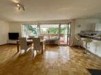Traumhafte 3-Zimmer-Wohnung mit EBK und Sonnenbalkon in beliebter Lage von Meerbusch-Büderich - Wohn-/Esszimmer