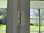 Großzügige, hochwertig ausgestattete 3-Zimmer-Wohnung in zentraler Lage von Meerbusch-Büderich - Fensterschloss