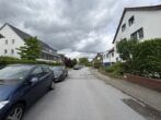 Großzügige, hochwertig ausgestattete 3-Zimmer-Wohnung in zentraler Lage von Meerbusch-Büderich - Straßenansicht 2