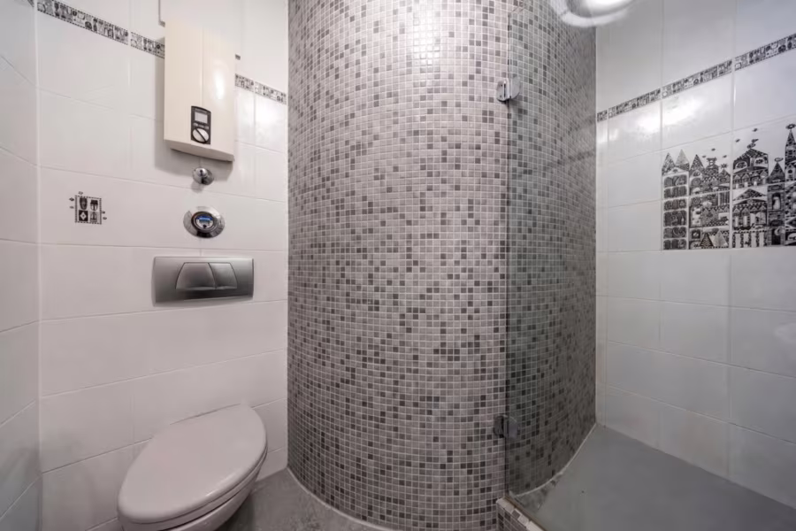 Etwas ganz Besonderes! Großzügige Penthouse-Maisonettewohnung mit umlaufender Dachterrasse - Bad Apartment (196099)