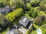 Luxuriöse Familienvilla in Alt-Meererbusch - Drohne Hausansicht