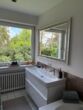 Großzügige 4-Zimmer-Wohnung mit großer Dachterrasse im Herzen von Meerbusch-Büderich - Badezimmer (2)