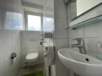 Großzügig geschnittene 2-Zimmer-Wohnung mit zwei Balkonen in Düsseldorf-Niederkassel! - Gäste-WC