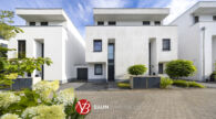 In der gefragten "Gartenstadt Reitzenstein" - Moderne Doppelhaushälfte im zeitlosen Bauhausstil - Haus Frontansicht