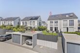 Moderne Doppelhaushälfte mit Süd-West-Grundstück im Wohnquartier „Wimmersberger Südblick" - weitere Hausansicht