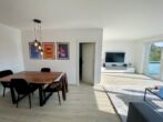 Lichtdurchflutete 3-Zimmer-Wohnung mit Balkon im Herzen von Büderich - Wohn-und Esszimmer
