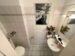 Mit Loggia und Balkon - Vermietete 3-Zimmer-Wohnung in zentraler Lage - Gäste-WC