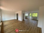Traumhafte Maisonettewohnung in Grünlage Nähe Dorfstraße - Wohn- und Esszimmer mit offener Küche