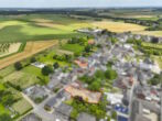 Baugrundstück in malerischer Lage mit optimaler Südausrichtung - Drohnenansicht