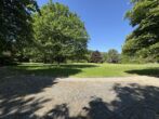 Erste Linie Golfplatz - ca. 9.442 m² Südgrundstück in Alt-Meererbusch mit ca. 100 m Golfplatzfront - Parkansicht